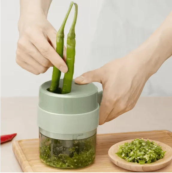 Mini Wireless Electric Food Chopper – USB Rechargeable Vegetable & Garlic Chopper